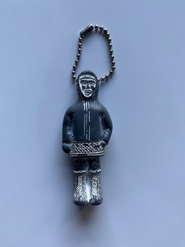 Vintage tundra canada - tundra, keychain
