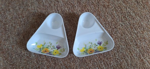 Vintage melamine egg - vintage, cups