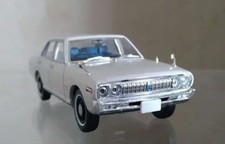 Nissan Cedric 1973 143 Diecast
