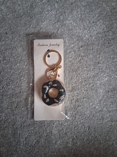 Donuts key chain - key,