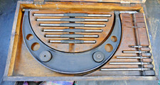 Moore & Wright Micrometer-