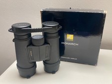 NIKON • Monarch M5 8x42 ED