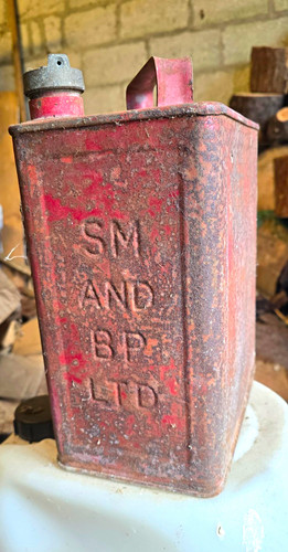 Old and motor - sm,
