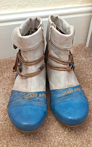 Woman mustand leather - woman's,