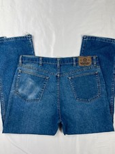 Men’s Wrangler Straight Fit