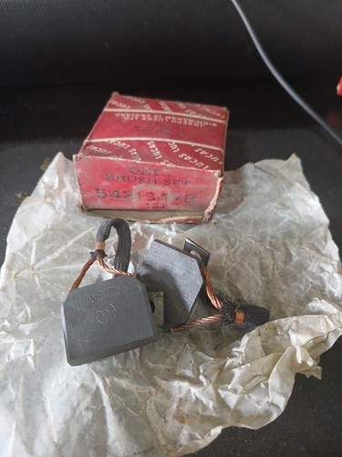 Lucas c48 dynamo brush set - lucas, nos