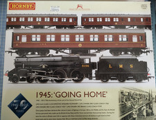 Hornby R3299 'Going Home'