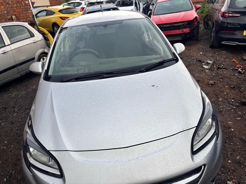 Vauxhall corsa 2015 019 - vauxhall, e