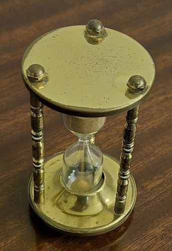 Vintage brass egg timer - egg, –