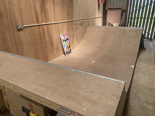 Mini ramp half pipe - ramp,