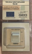 QED WM20 Wall-Mount Two Input Expander Switch