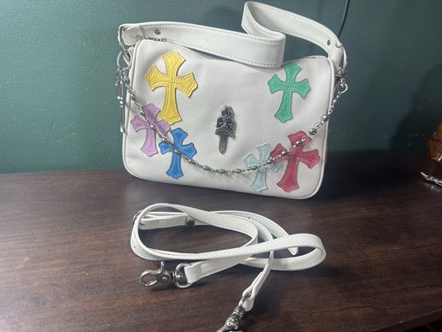 White chrome heart colourful - white,