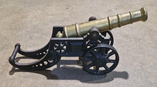 Large model cannon - cannon,