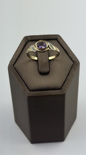 Amethyst and diamond 9ct gold - amethyst,