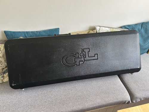 Guitar hard case fits - hard,