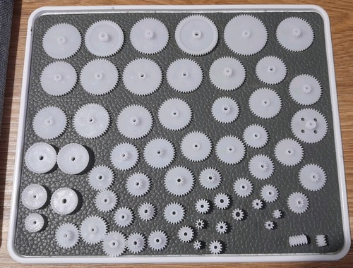 Mini gears cogs - gears/cogs, small