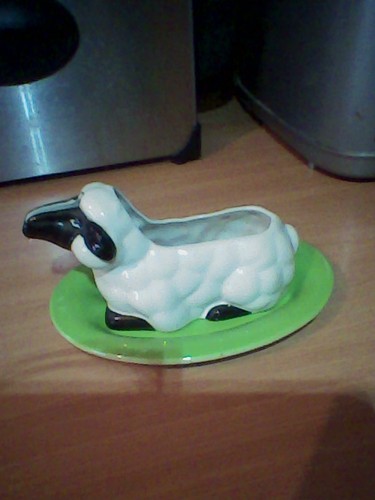 Carlton ware black faced sheep - carlton,