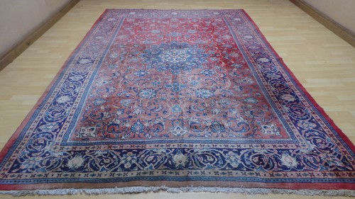 Hand made carpet rug - carpet, woven