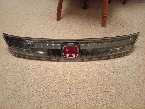 Honda civic rear centre tail - honda,