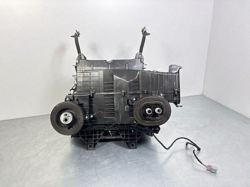 Land rover defender - rover, 2024