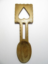 WOODEN WELSH LOVE SPOON HEART