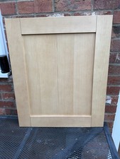 KITCHEN DOOR -  SOLID MAPLE   !  600 X 720 STOCK DZ582