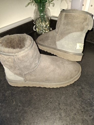 Ugg australia mini - australia,