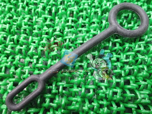 Kz1000 overflow pipe clamp - pipe,