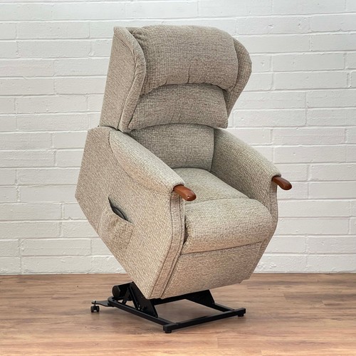 Celebrity riser recliner chair - celebrity,