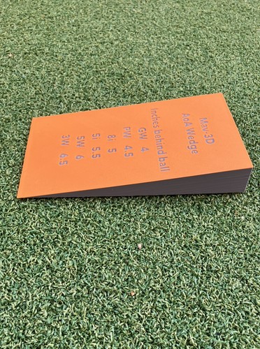 Golf training aid strike - training,