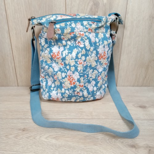 Fat face floral crossbody bag - floral,
