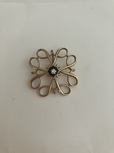 9ct gold diamond and enamel - 9ct,