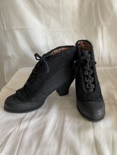 Miss L Fire London -  Booties Women's Size 6 ( 39) Suede with Faux Fur Collar.