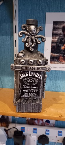Jack daniels empty - ,