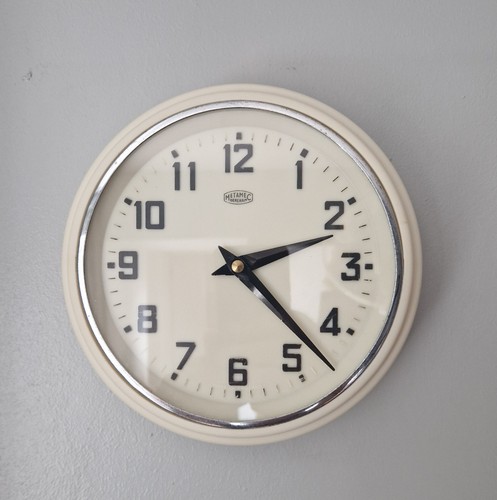 Vintage bakelite metamec - vintage, cream
