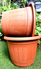 SET 2   XXL LARGE 44CM TERRACOTTA  LOOK Barrel Plant Pot Garden Plastic Planter