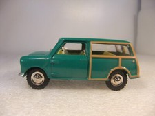 1:43 Dinky Re-issue 197 - Morris Mini Traveller - GREEN - MIB