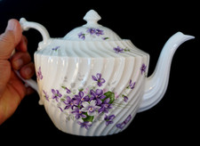 Beautiful Aynsley Wild Violets