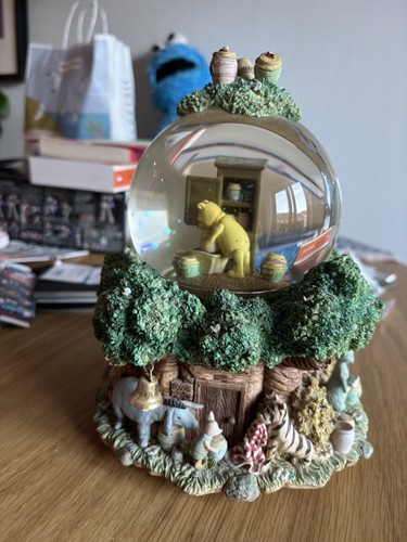 Disney winnie the pooh - winnie,