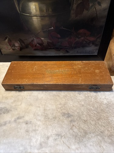 Brown sharpe measuring - brown,