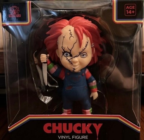 Chucky doll vinyl figure - chucky,
