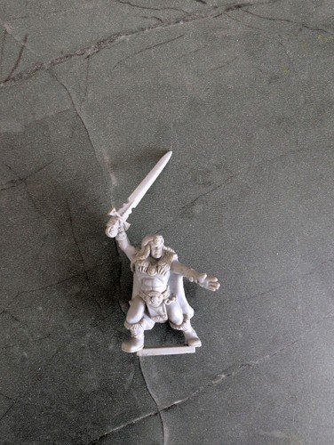 Warhammer quest 1995 barbarian - warhammer,