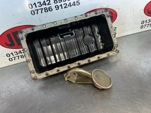 Engine oil sump - , pan