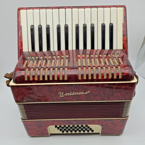 Worldmaster piano accordion - piano,