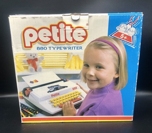 Typewriter petite 880 - , 1990