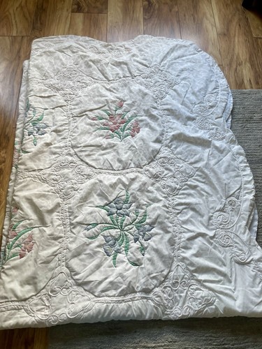 Vintage floral embroidered - vintage,