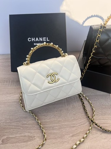 Chanel gwp quilted mini flap - mini,