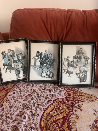 Set vintage framed prints - of,