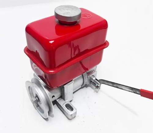 Gear pump for - pump, three-wheeled