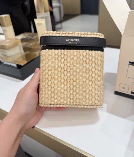 Authentic chanel beauté - authentic, les